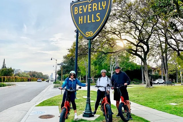 Beverly Hills E-Bike Tour - Image 5