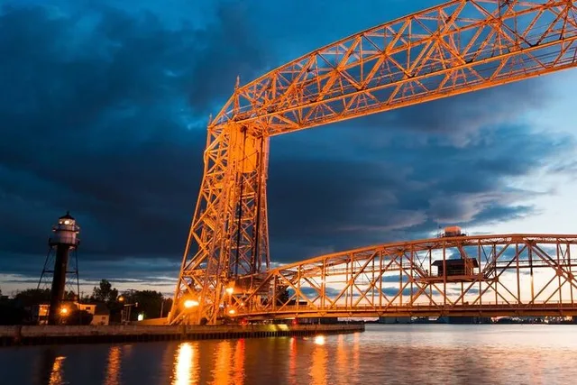 Duluth Canal Park Self-Guided Walking Tour - Image 2