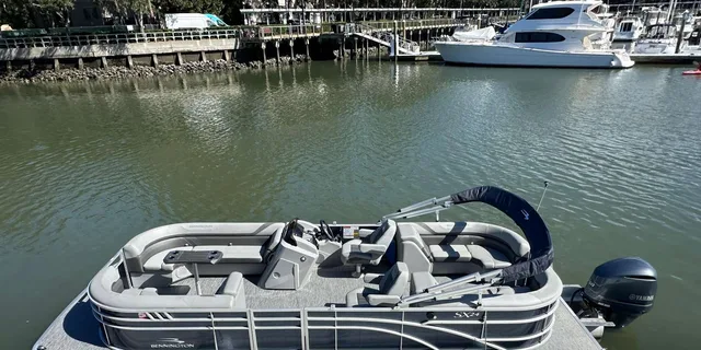 Hilton Head Pontoon Boat Rental 4 hr - Image 5