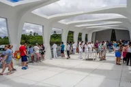 Honolulu Pearl Harbor Tour from Maui 10 hr thumbnail 4
