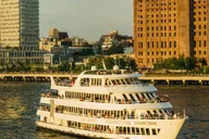 New York City New Year's Eve Cruise thumbnail 1