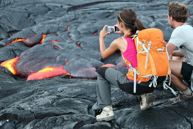 Hilo Volcanoes and Waterfalls Private Tour - Image 2