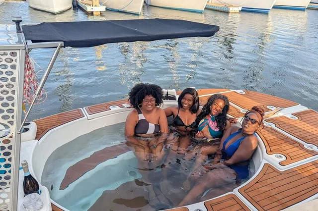 San Francisco Hot Tub Boat Rental 90 min - Image 6