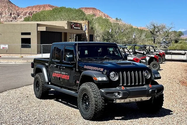 Zion Jeep Tour with Cliffside Access 75 min - Image 3