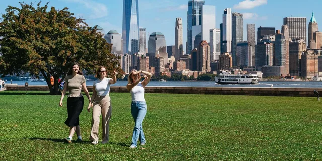 New York City Statue of Liberty and Ellis Island Tour - Image 3