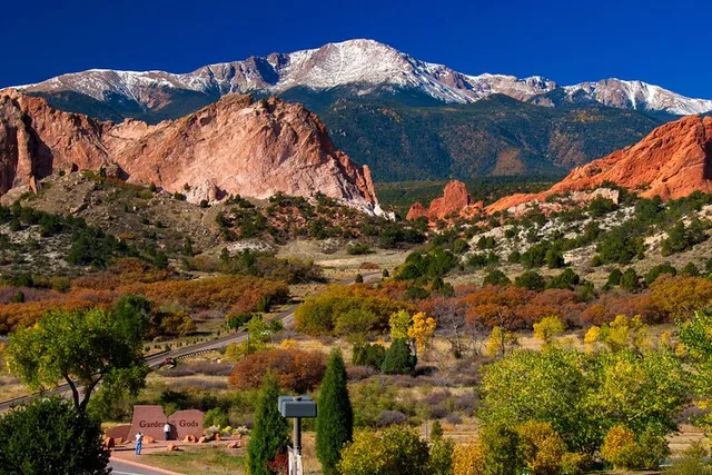 Denver Rocky Mountains and Garden of the Gods Tour - Image 2
