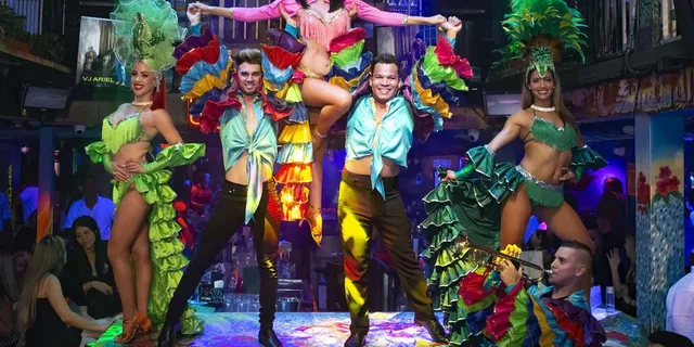 Miami Mango's Cafe Dinner and Show - Image 3