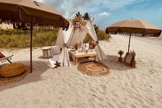 Hollywood Beach Sunrise Picnic
