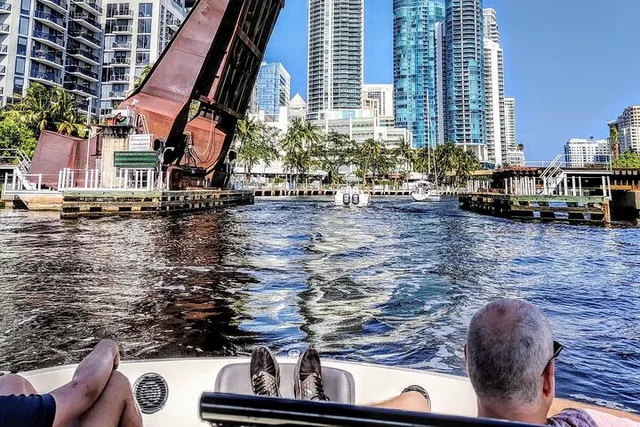 Fort Lauderdale Boat Tour and Sandbar - Image 1