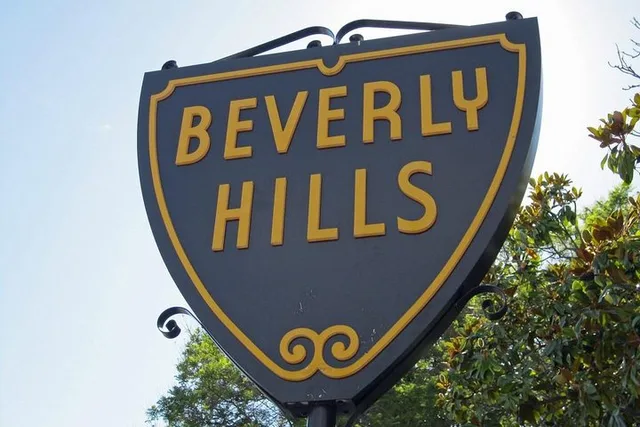 Los Angeles City Tour: Hollywood, Griffith, Santa Monica - Image 5