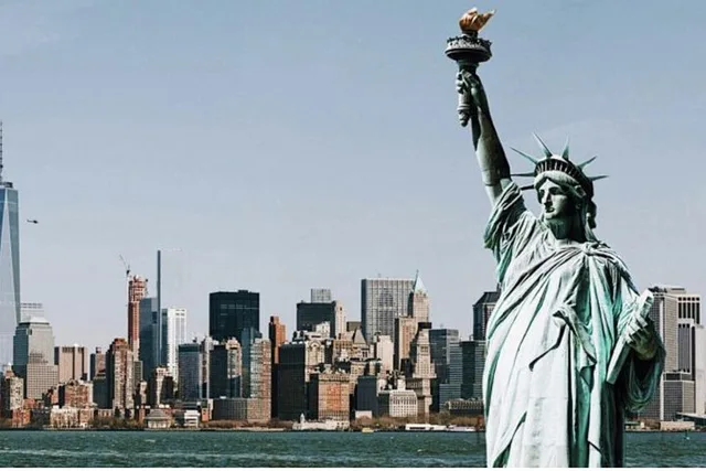 New York Statue of Liberty and Ellis Island Tour - Image 2