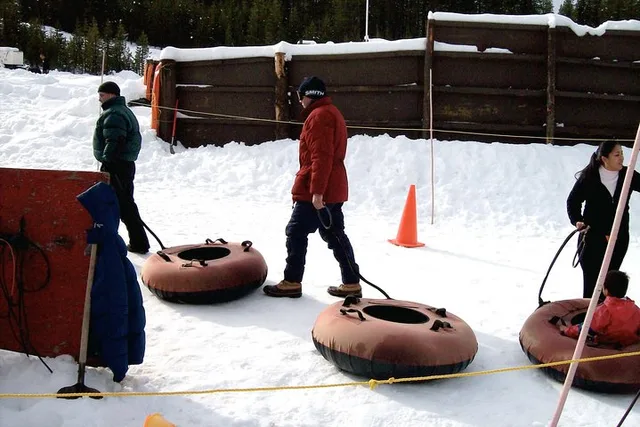 Reno Snow Tubing and Sledding Adventure - Image 4