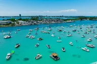 Miami Boat Tour thumbnail 3