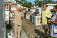New Orleans Walking Tour Inside St. Louis Cemetery No. 1 thumbnail 3