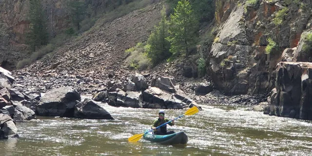 Bond Kayak Tour on the Upper Colorado River 3 hr - Image 2