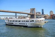 New York City Sightseeing Tour by Bus, Cruise, and Bike thumbnail 6