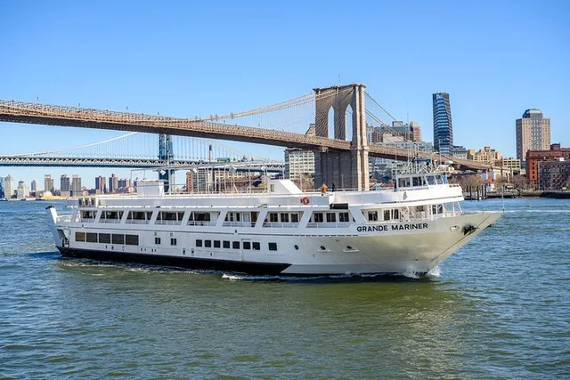 New York City Sightseeing Tour by Bus, Cruise, and Bike - Image 6