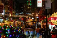 New York Rockefeller Center Christmas Tree Pedicab Tour thumbnail 4