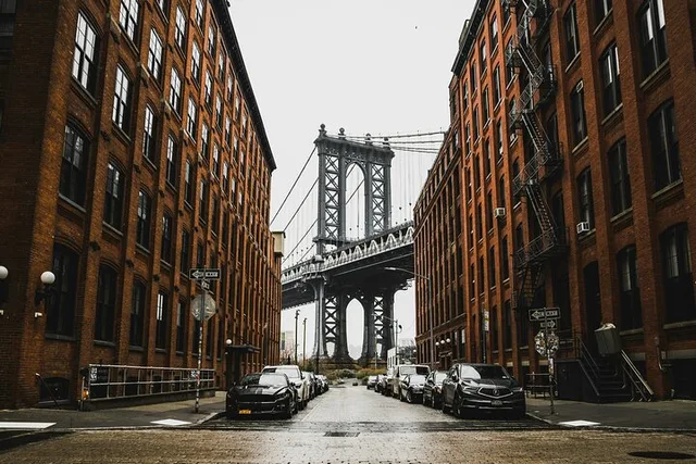 New York City Audio Tours App - Image 6