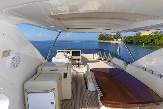 Los Angeles Yacht Rental 4 hr - Image 5
