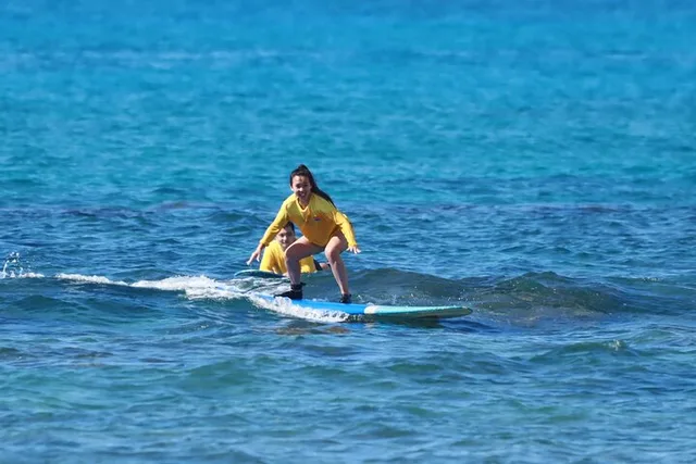 Waikiki Surfing Lesson - Image 6