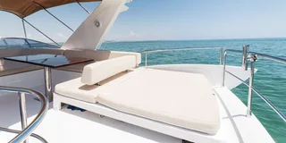 Miami Yacht Tour with Private Captain 4 hr