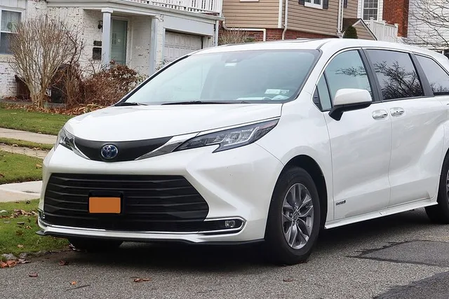 New York Private Airport Transfer to Newark - Image 3