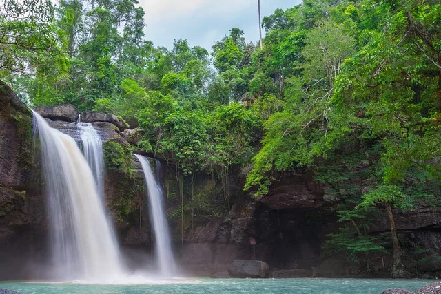 Hana Chocolate and Waterfall Tour - Image 1