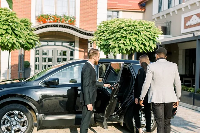 Los Angeles Private Chauffeur Sightseeing Tour 8 hr - Image 2