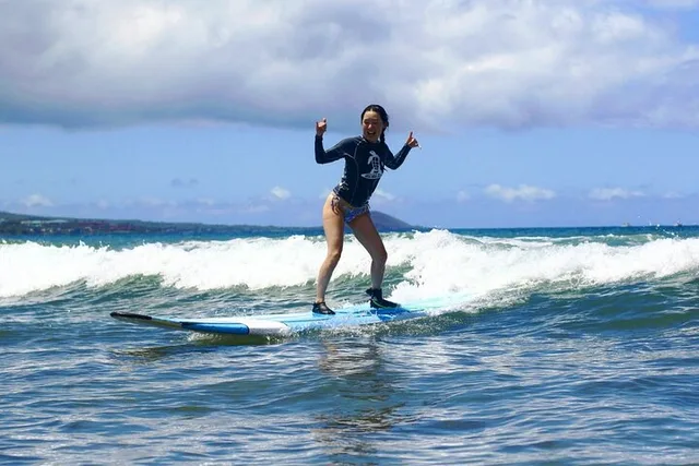Maui Surf Lesson on South Shore - Image 3