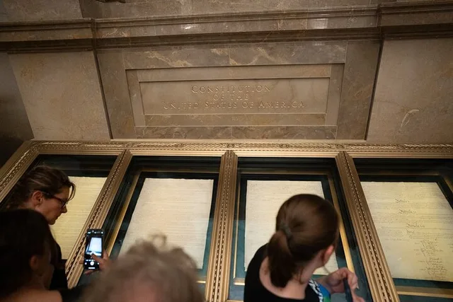 Washington DC National Archives Guided Tour - Image 5