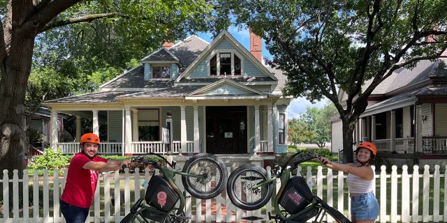 Dallas JFK Assassination E-Bike Tour - Image 3