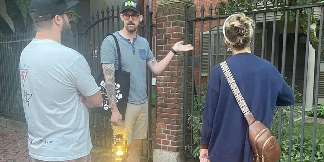 Portland Ghost Walking Tour - Image 1