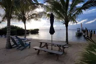 Key Largo Mini Pontoon Boat Tour at Sunset thumbnail 4