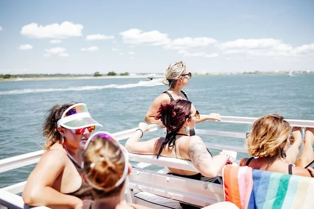 Wrightsville Beach Island Hopping Private Cruise - Image 5