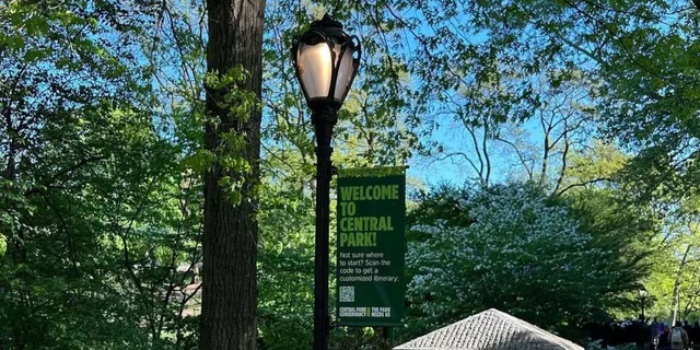New York Central Park Zoo Tour with Hotel Pickup - Image 4