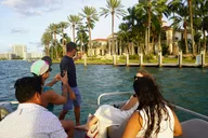 Miami Celebrity Mansion Boat Tour thumbnail 2