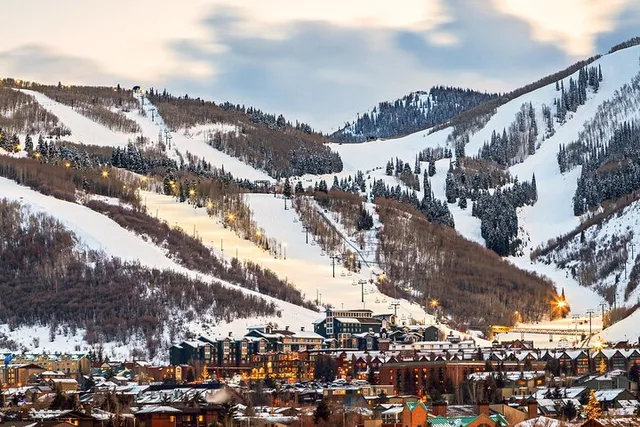 Utah Winter Adventure Skiing and National Parks 7 Days - Image 6
