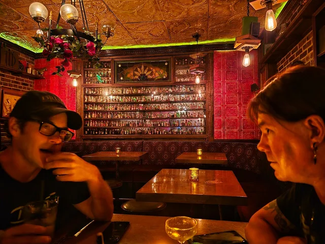 Los Angeles Ghosts Haunted Pub Crawl - Image 6