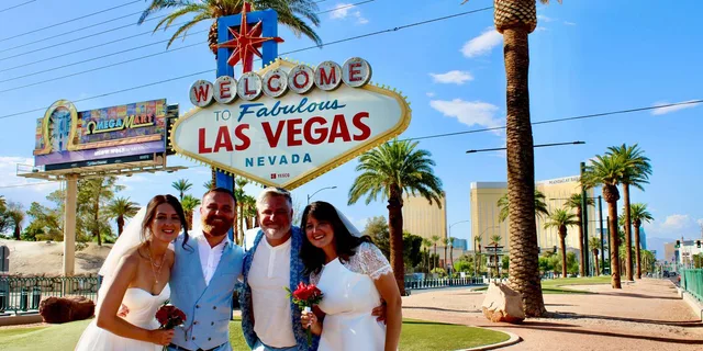 Las Vegas Strip Limo Tour with Champagne - Image 1
