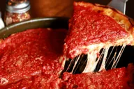 Chicago Walking Pizza Tour thumbnail 1