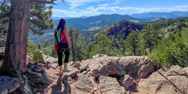 Colorado Rockies Hike & Paint Adventure 4 hr - Image 2