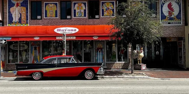 Miami Little Havana Tour with Rum, Coffee & Pastry - Image 2