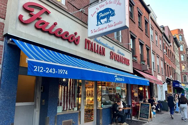 New York City Greenwich Village Food Tour - Image 4
