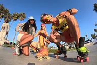 Venice Beach Roller Skating Tour thumbnail 2