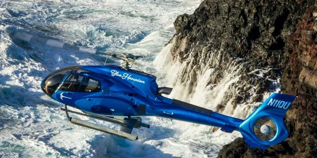 Hilo Helicopter Tour Over Waterfalls - Image 3