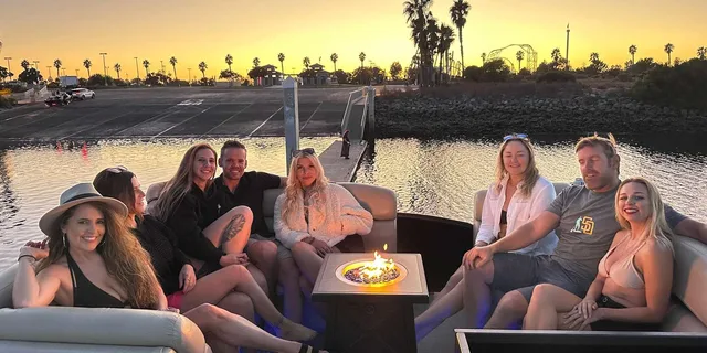 San Diego Double Decker Boat Party - Image 2