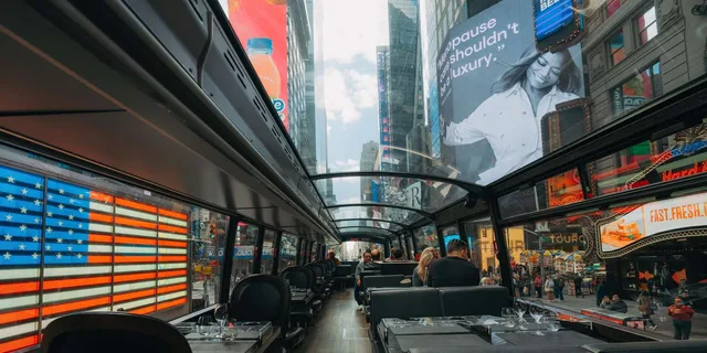 New York Gourmet Sightseeing Bus Tour - Image 3