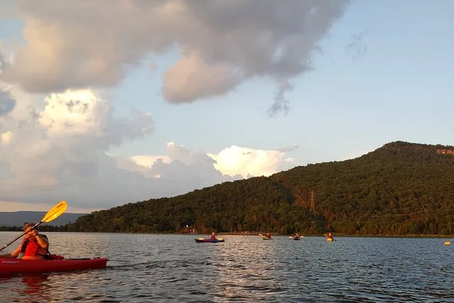 Chattanooga Kayak Tour at Nickajack Bat Cave - Image 5