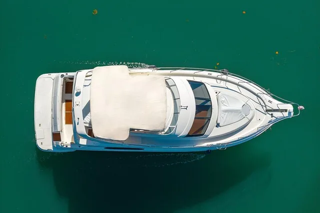 Miami Yacht Tour - Image 3